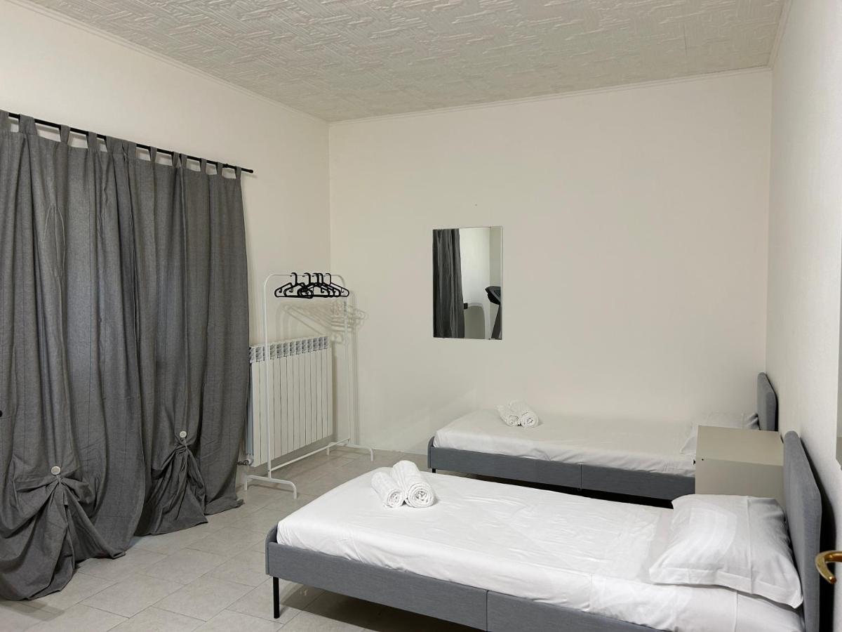 Appartamento Mimosa - Immobili E Soluzioni Rent ブレンバーテ エクステリア 写真