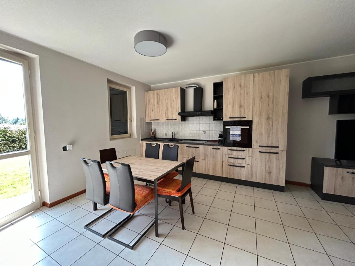 Appartamento Mimosa - Immobili E Soluzioni Rent ブレンバーテ エクステリア 写真